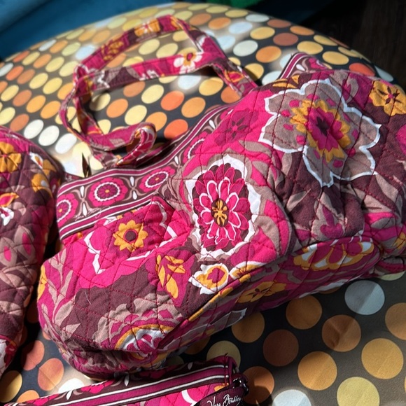 Vera Bradley three piece travel tote purse and wallet set - Picture 7 of 16